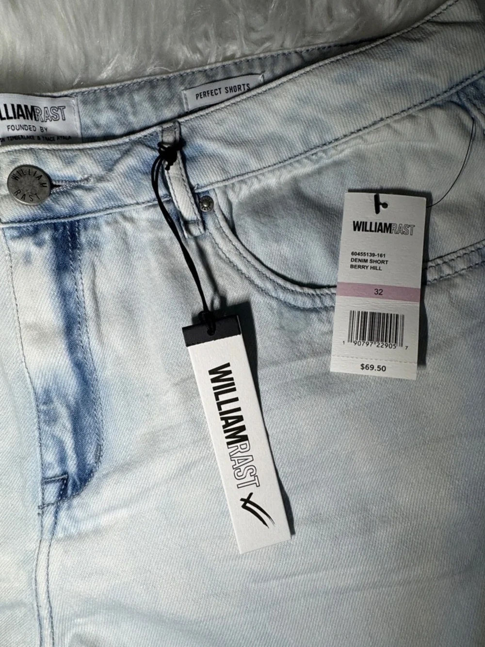 William Rast Women’s Pale Blue Denim Cutoff Shorts Size 32